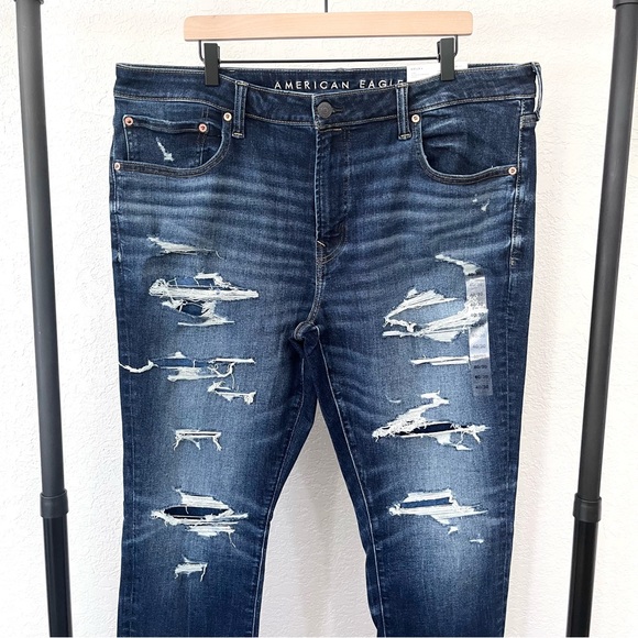 NEW American Eagle AirFlex+ Ultrasoft Skinny Ripped Dark Wash Jean Men’s 40x30 - Picture 3 of 9